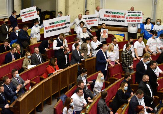 Ukraine Zelensky Parliament Address