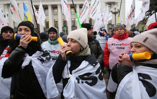 Ukraine Zelensky Parliament Address Protest