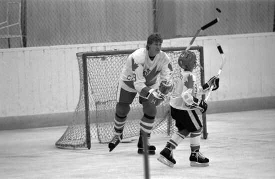 Canadian ice hockey player Wayne Gretzky in Moscow