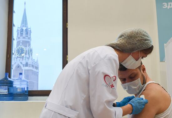 Russia Coronavirus Vaccination