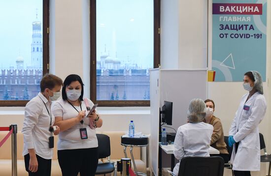 Russia Coronavirus Vaccination