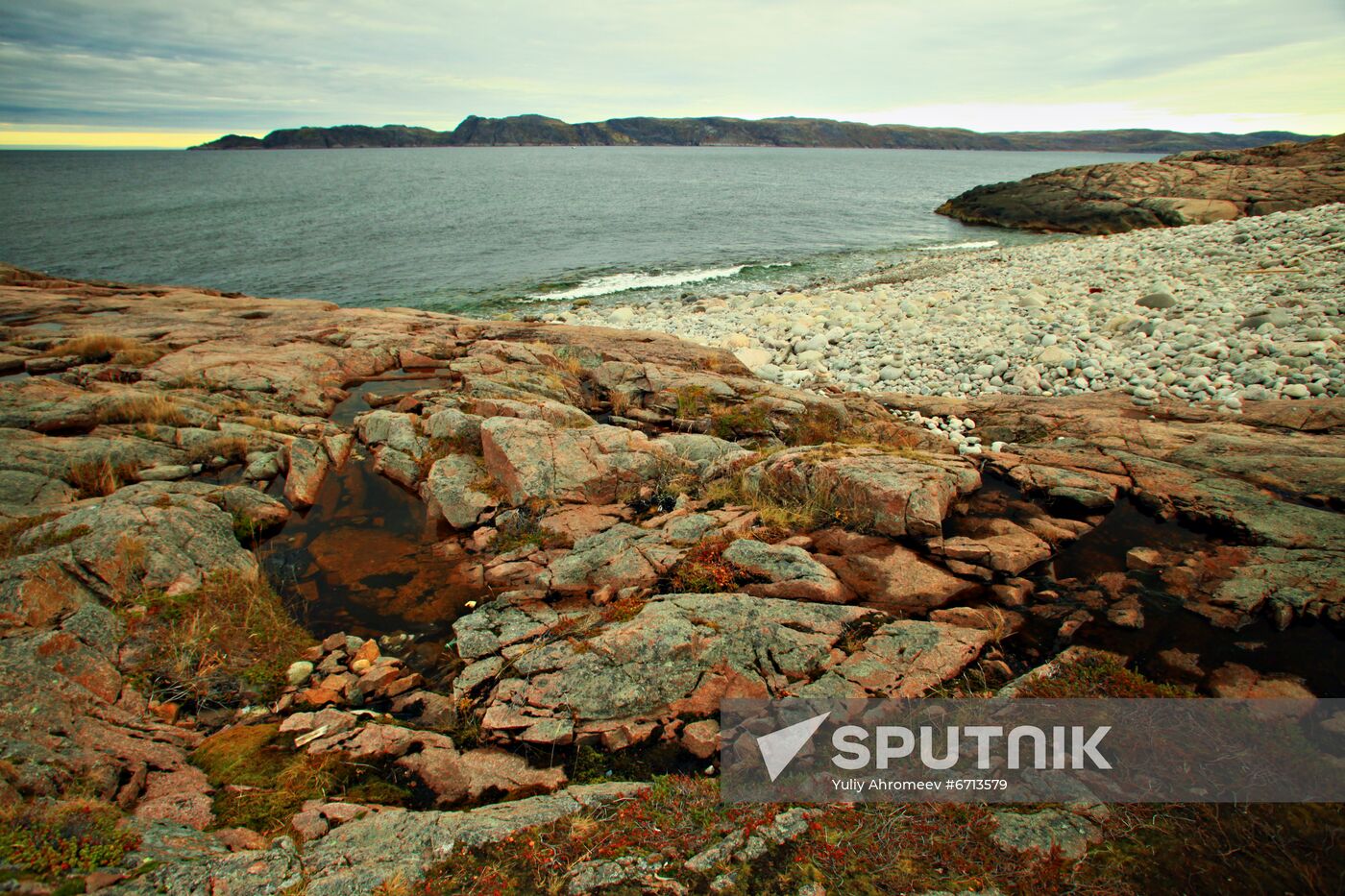 Barents Sea shore in Teriberka