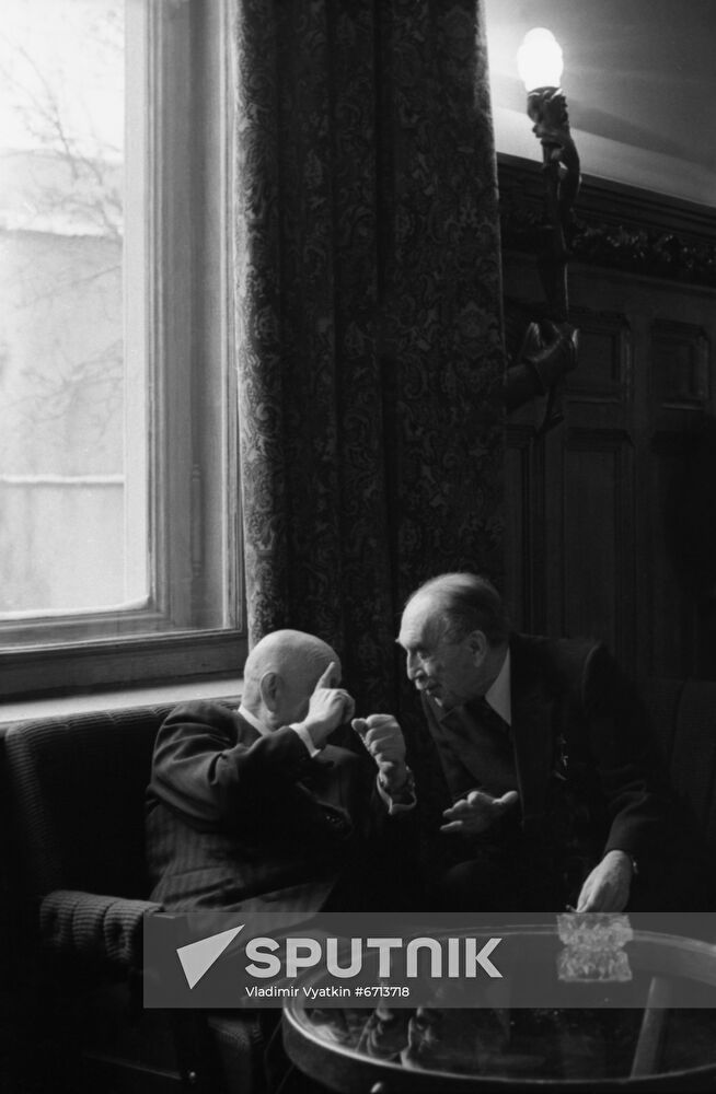Academicians Anatoly Aleksandrov and Nikolai Semyonov