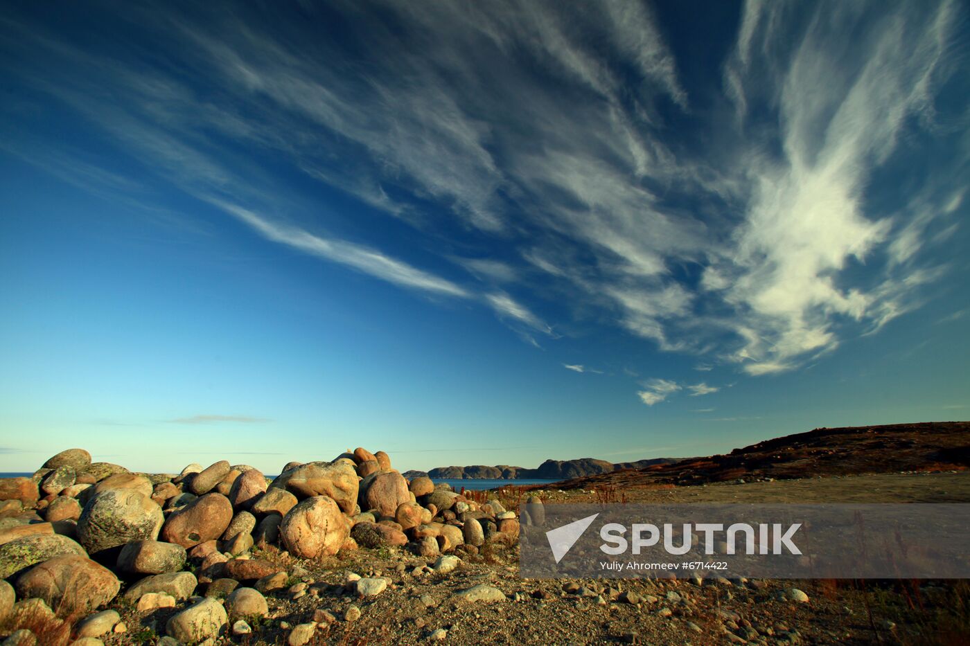 Shore of Barents Sea near Teriberka