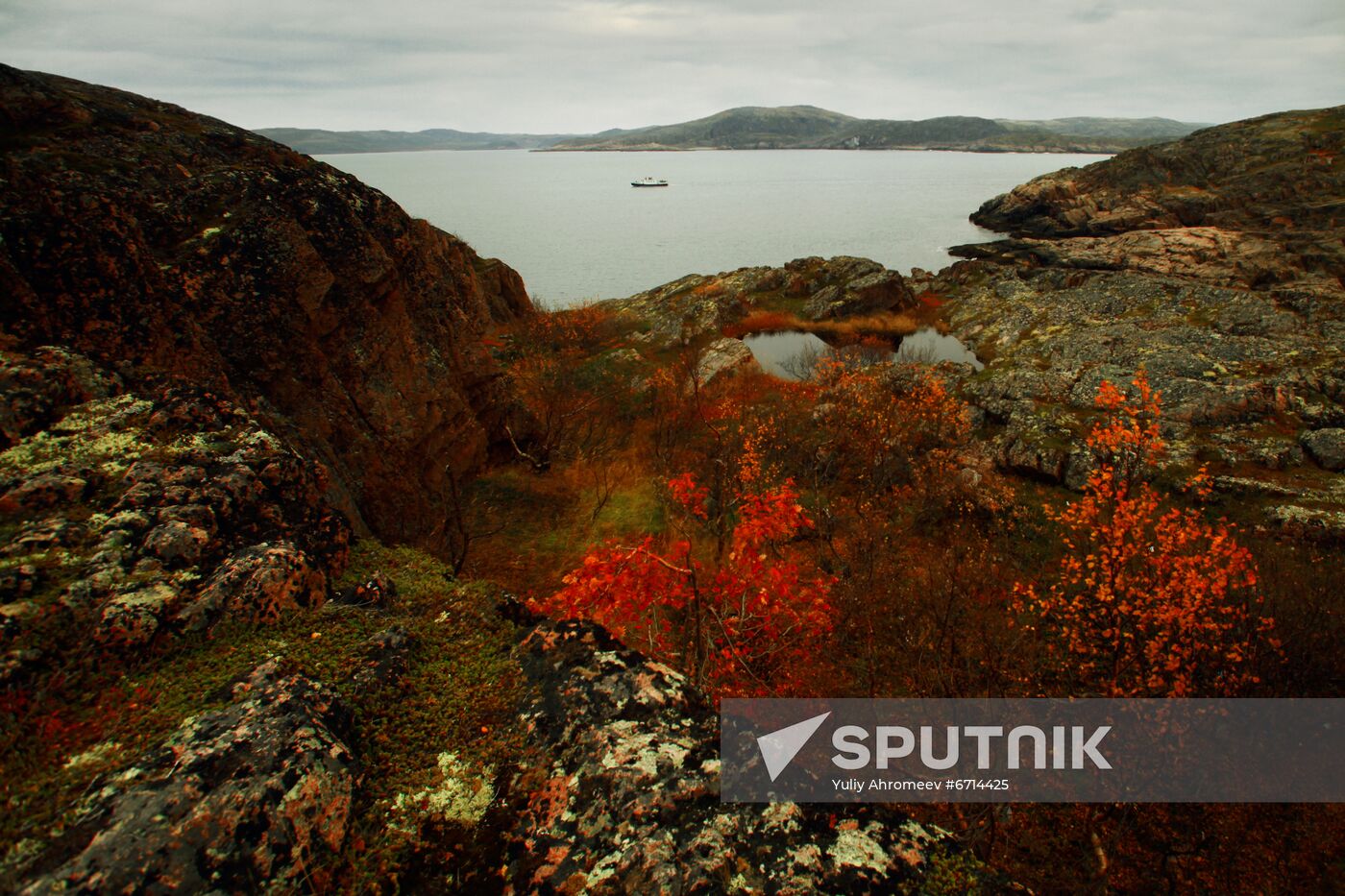 Autumn Arctic landscape on Barents Sea coast