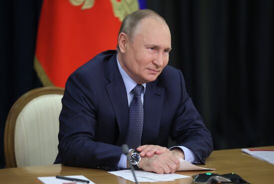 Russia Putin Moscow Metro