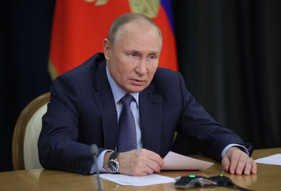 Russia Putin Economy