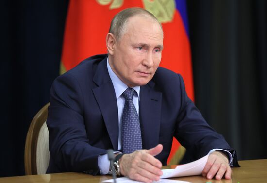 Russia Putin Economy