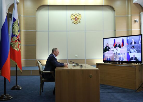 Russia Putin Economy