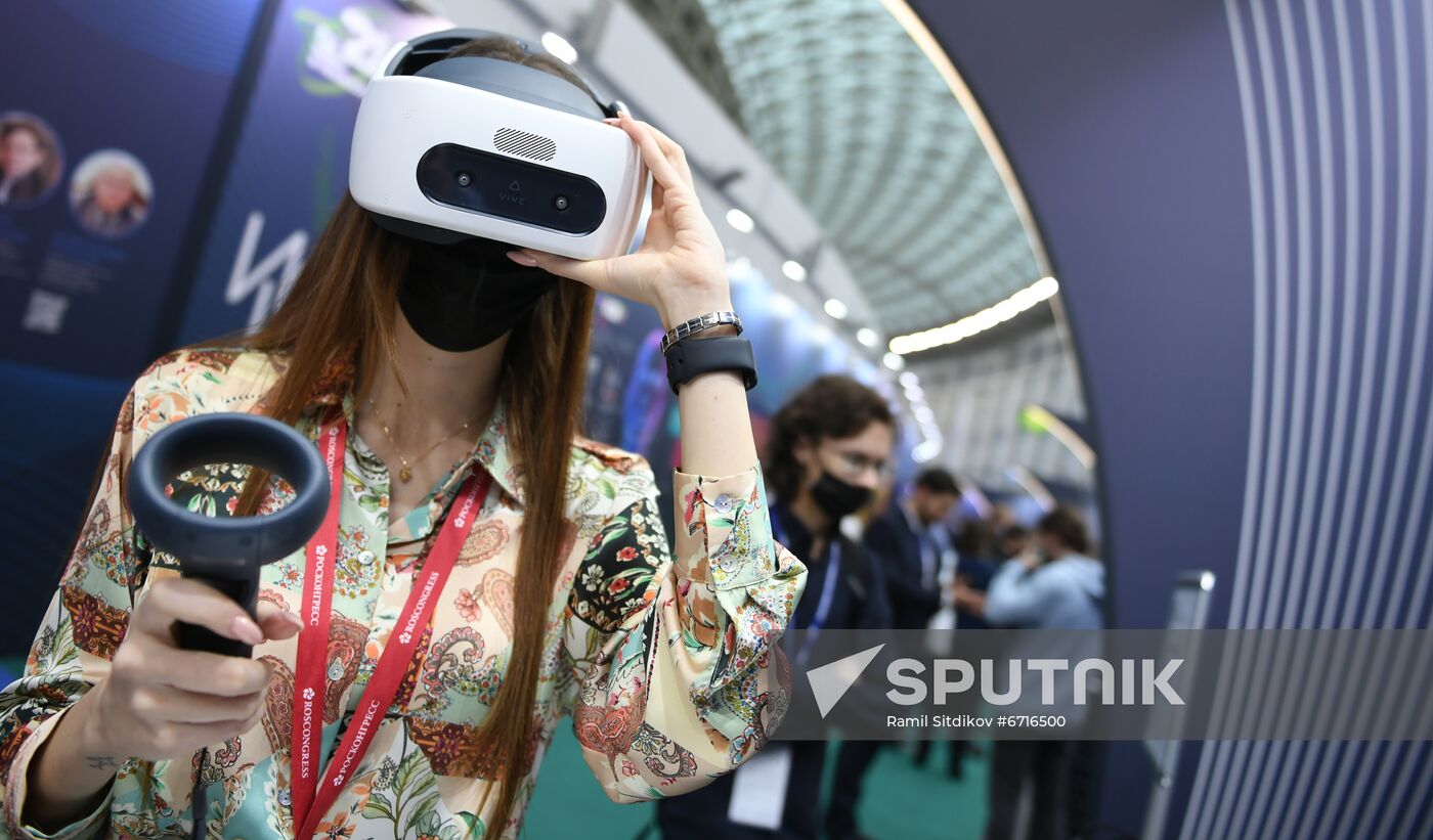 Young Scientists Congress and Closing of the Year of Science and Technology