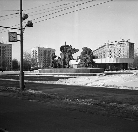 Sculptural composition near 1905 Street metro station