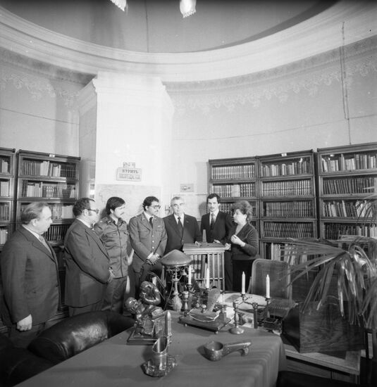 Nicaraguan delegation led by Ortega visits USSR