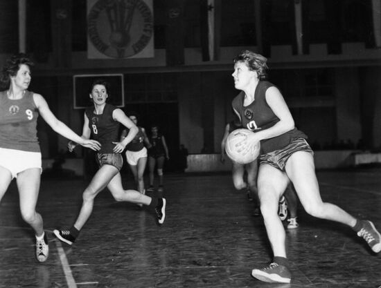 Soviet basketball player Nina Yeryomina