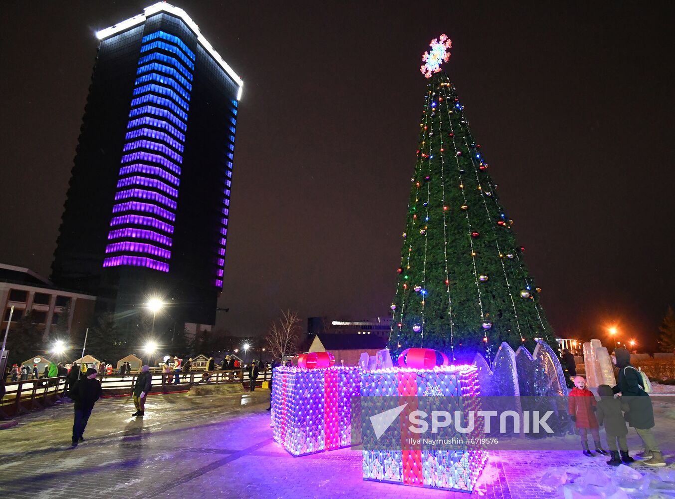 Russia New Year Festive Season Preparations