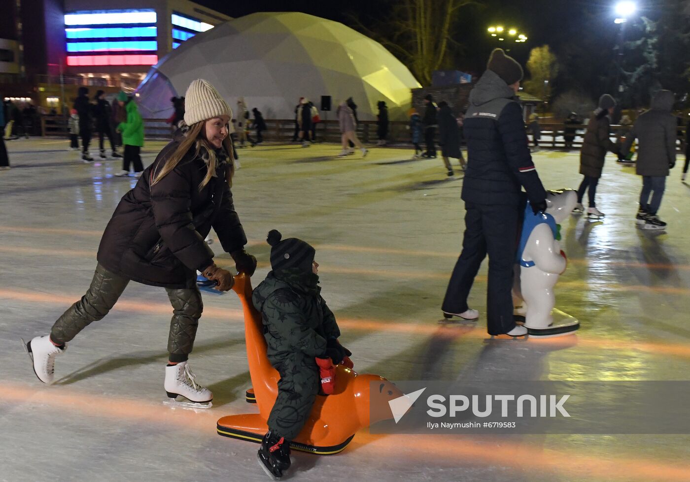 Russia New Year Festive Season Preparations