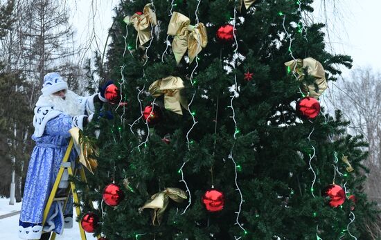 Russia New Year Festive Season Preparations