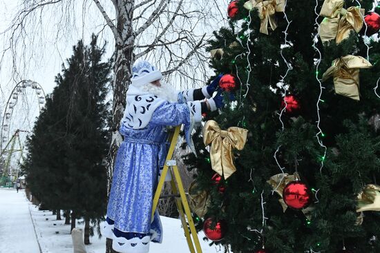 Russia New Year Festive Season Preparations