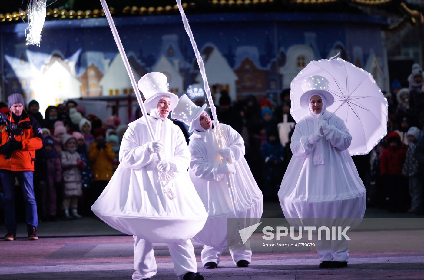 Russia New Year Festive Season Preparations