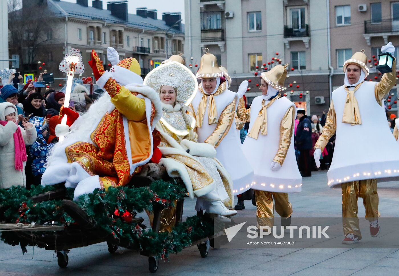 Russia New Year Festive Season Preparations