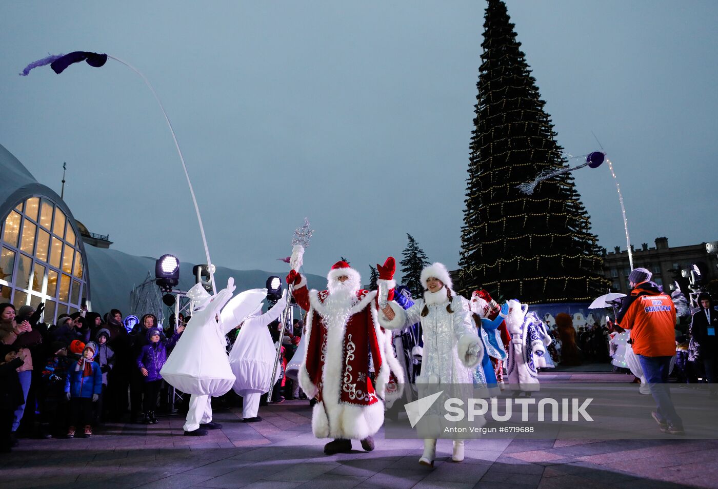 Russia New Year Festive Season Preparations