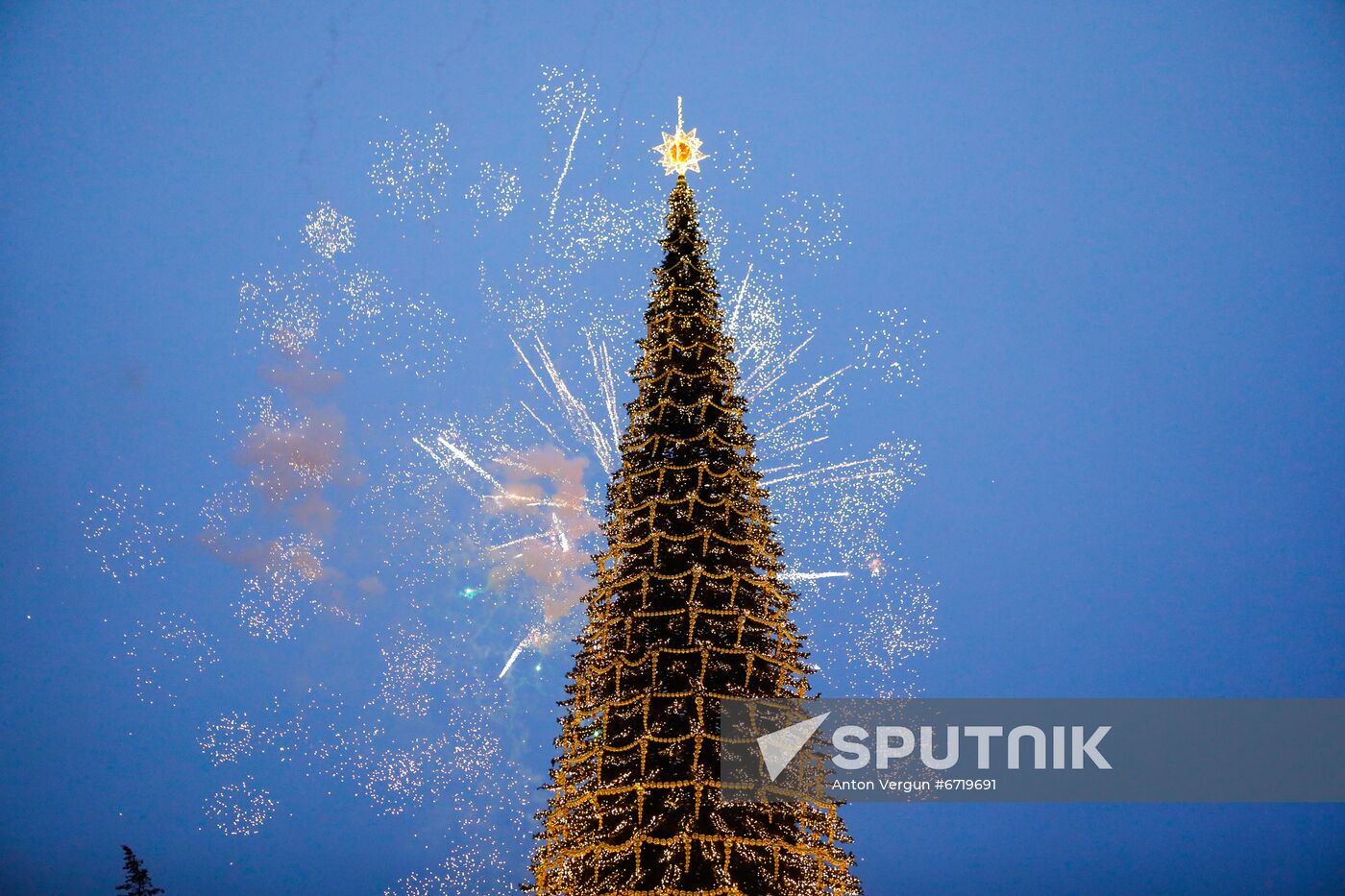 Russia New Year Festive Season Preparations 