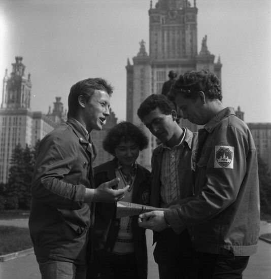 Moscow State University students from Gradari construction team