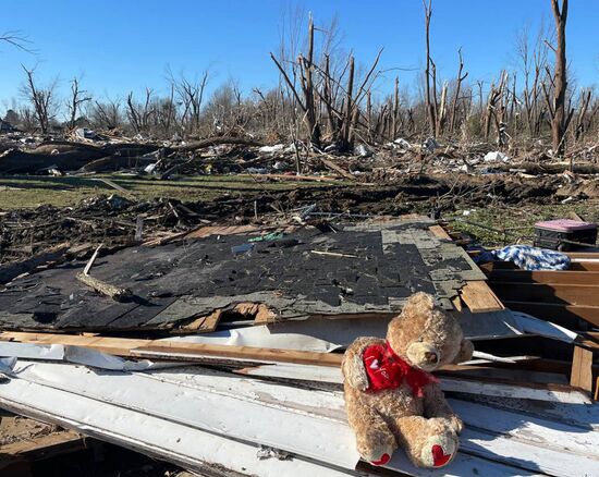 US Tornado Aftermath