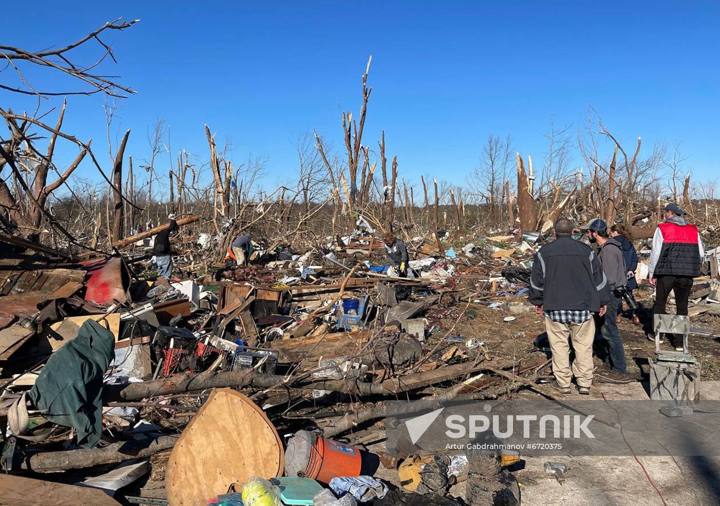 US Tornado Aftermath