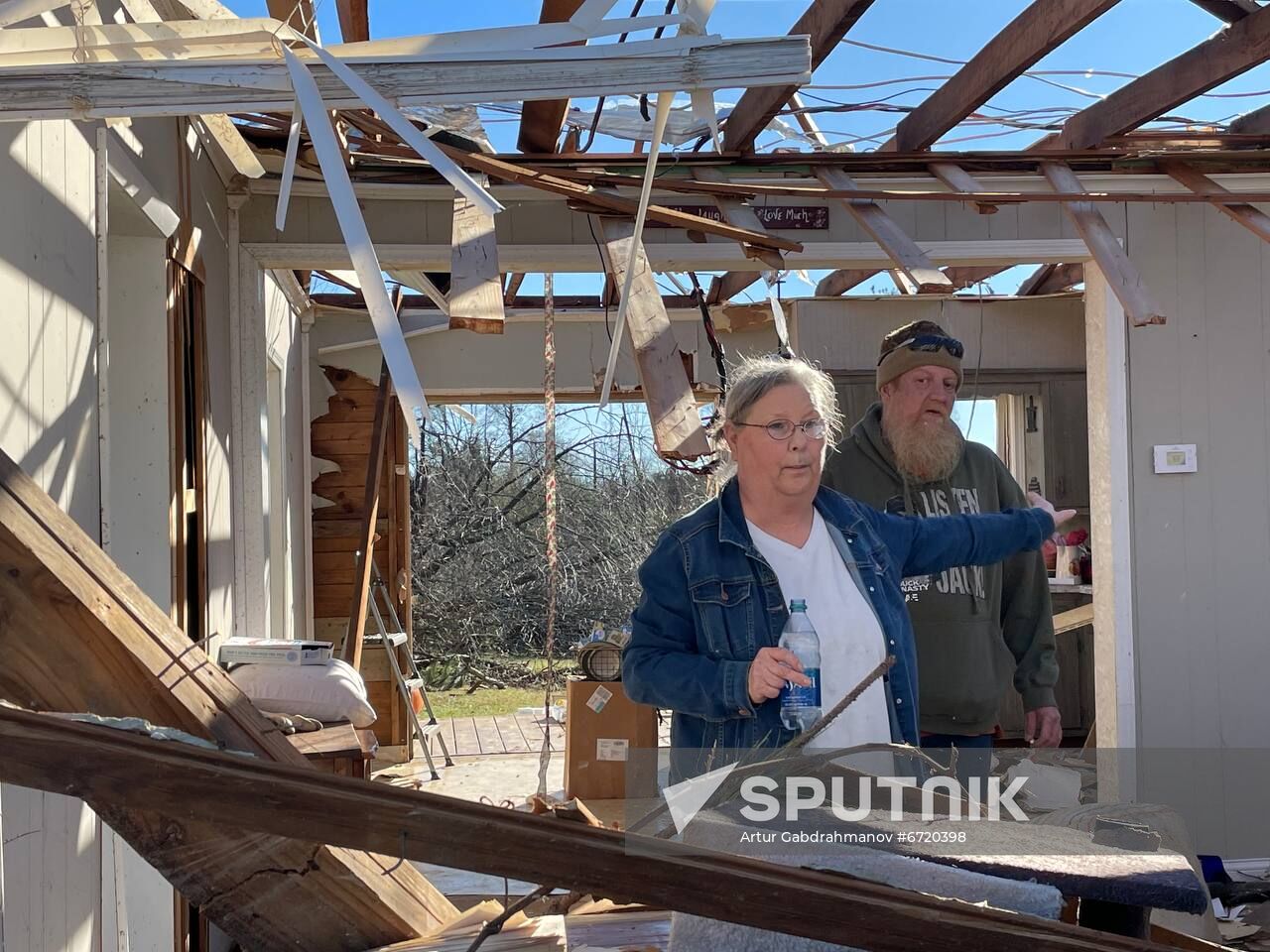 US Tornado Aftermath