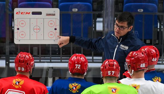 Russia Ice Hockey Euro Tour Training