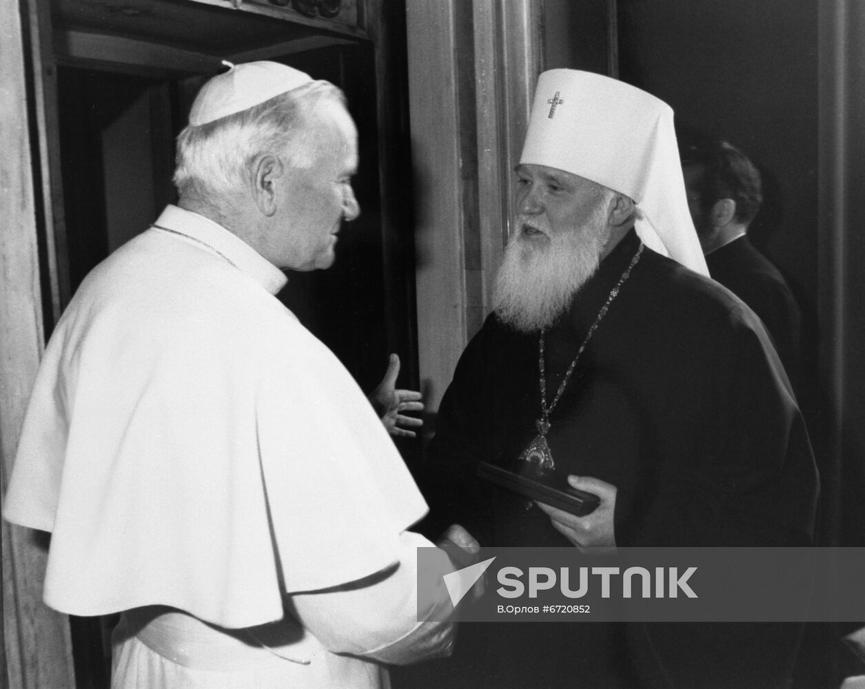 Metropolitan Philaret of Kiev and Galicia and Pope John Paul II