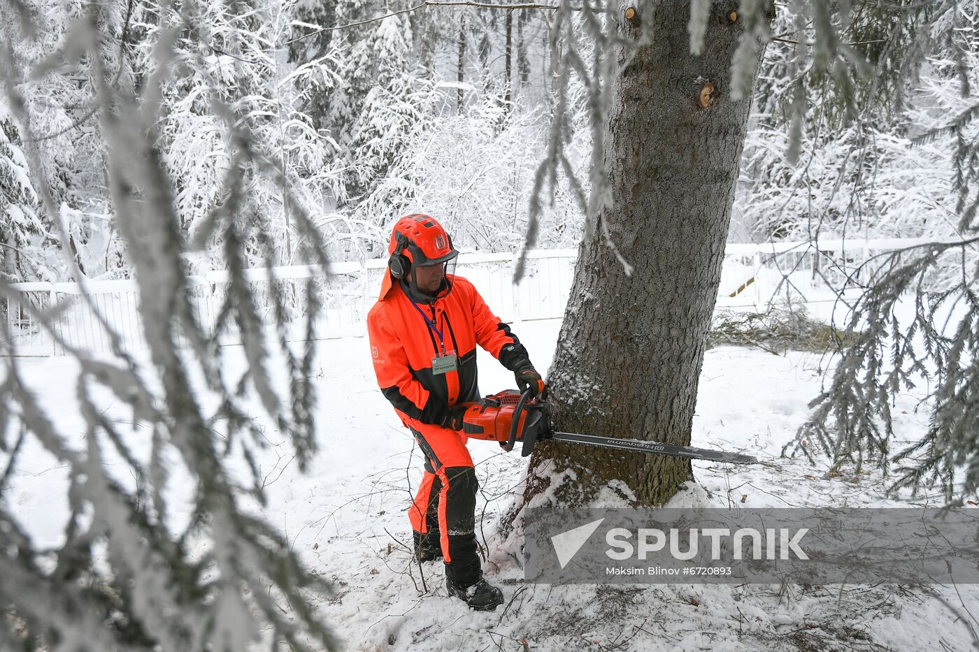Russia New Year Festive Season Preparations