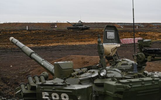 Russia Defence Tank Drills