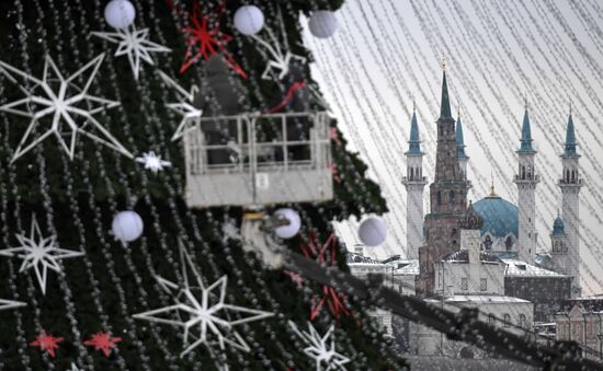 Russia New Year Festive Season Preparations