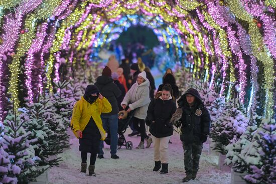 Russia New Year Festive Season Preparations
