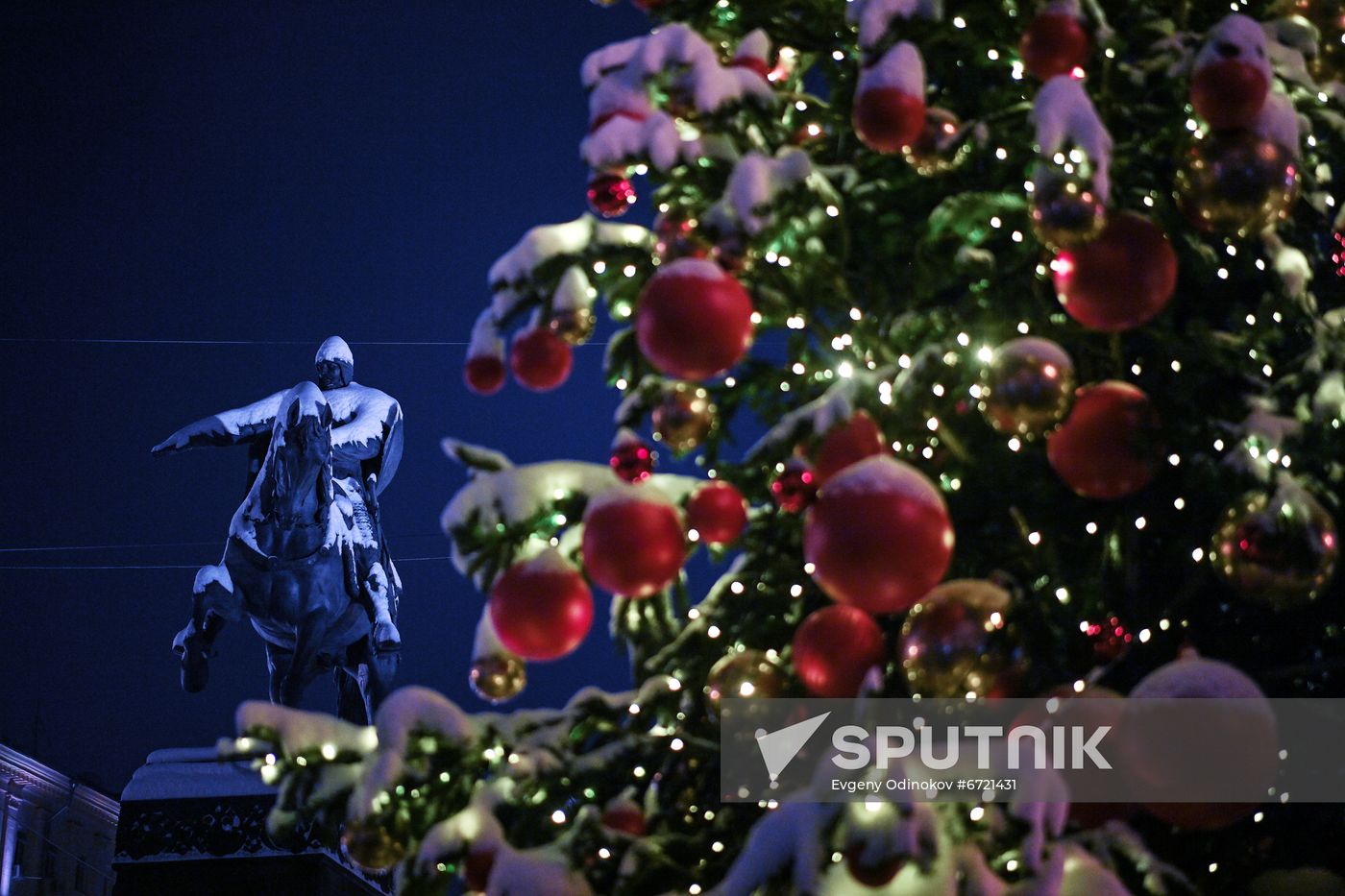 Russia New Year Festive Season Preparations