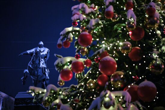 Russia New Year Festive Season Preparations