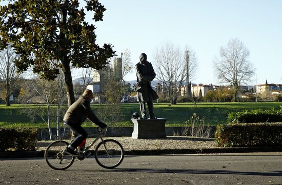 Italy Russia Culture Dostoyevsky Monument