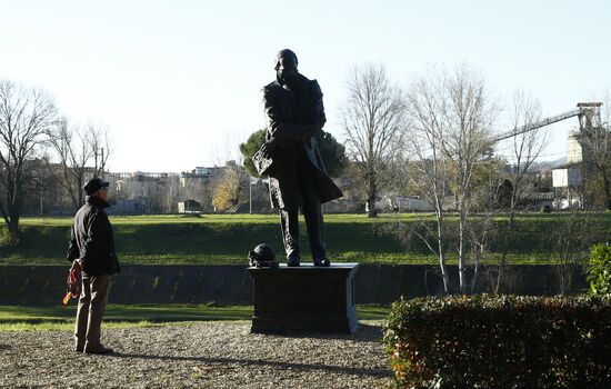 Italy Russia Culture Dostoyevsky Monument