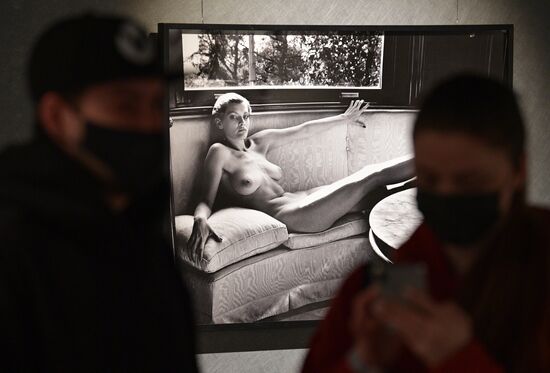 Russia Art Photography Newton Exhibition