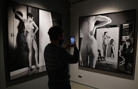 Russia Art Photography Newton Exhibition