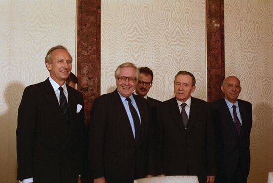 FRG Bundesrat President Bernhard Vogel visits USSR