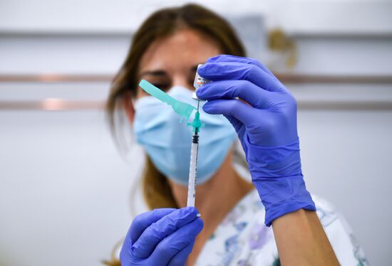 Spain Coronavirus Vaccination