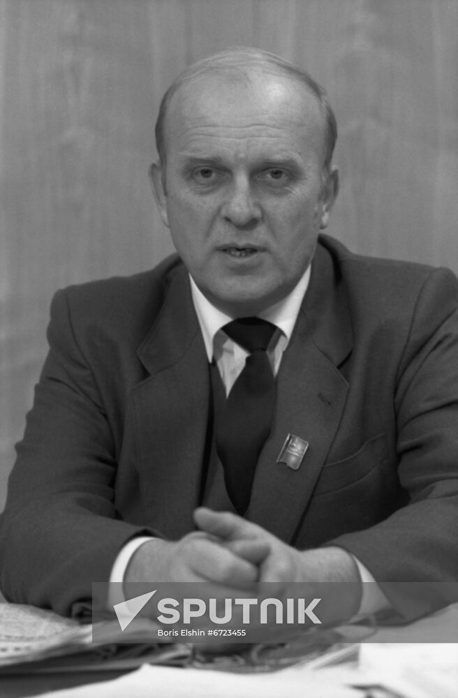 Worker of Moscow Executive Committee Sergei Sholokhov