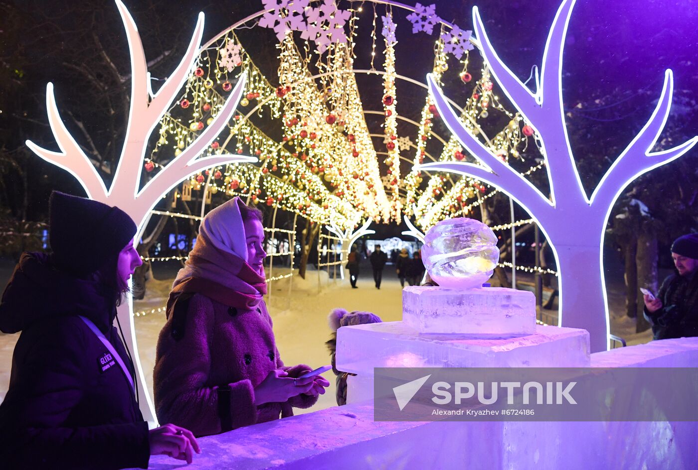 Russia New Year Festive Season Preparations