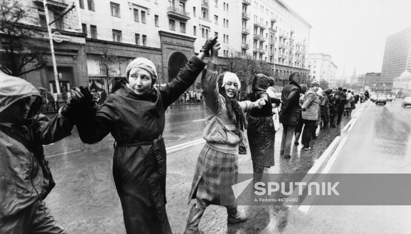 Defending human rights in Soviet Union