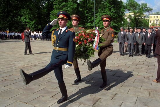 Chairman of Federal Assembly of Czechoslovakia Alexander Dubcek visits USSR