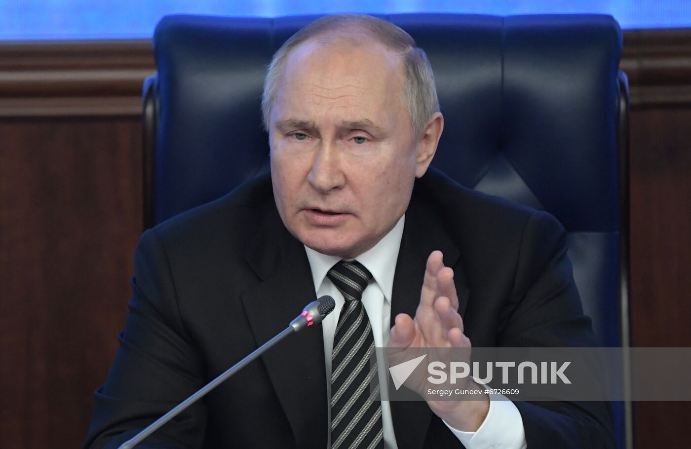 Russia Putin Defence Ministry Board