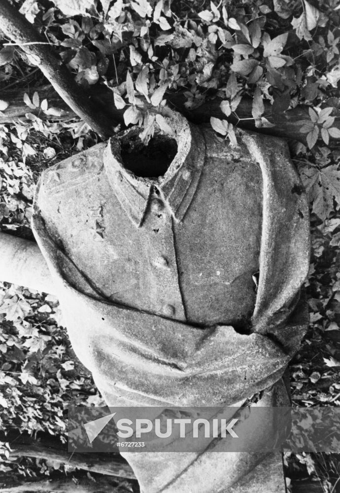 Demolished Soviet-era sculpture