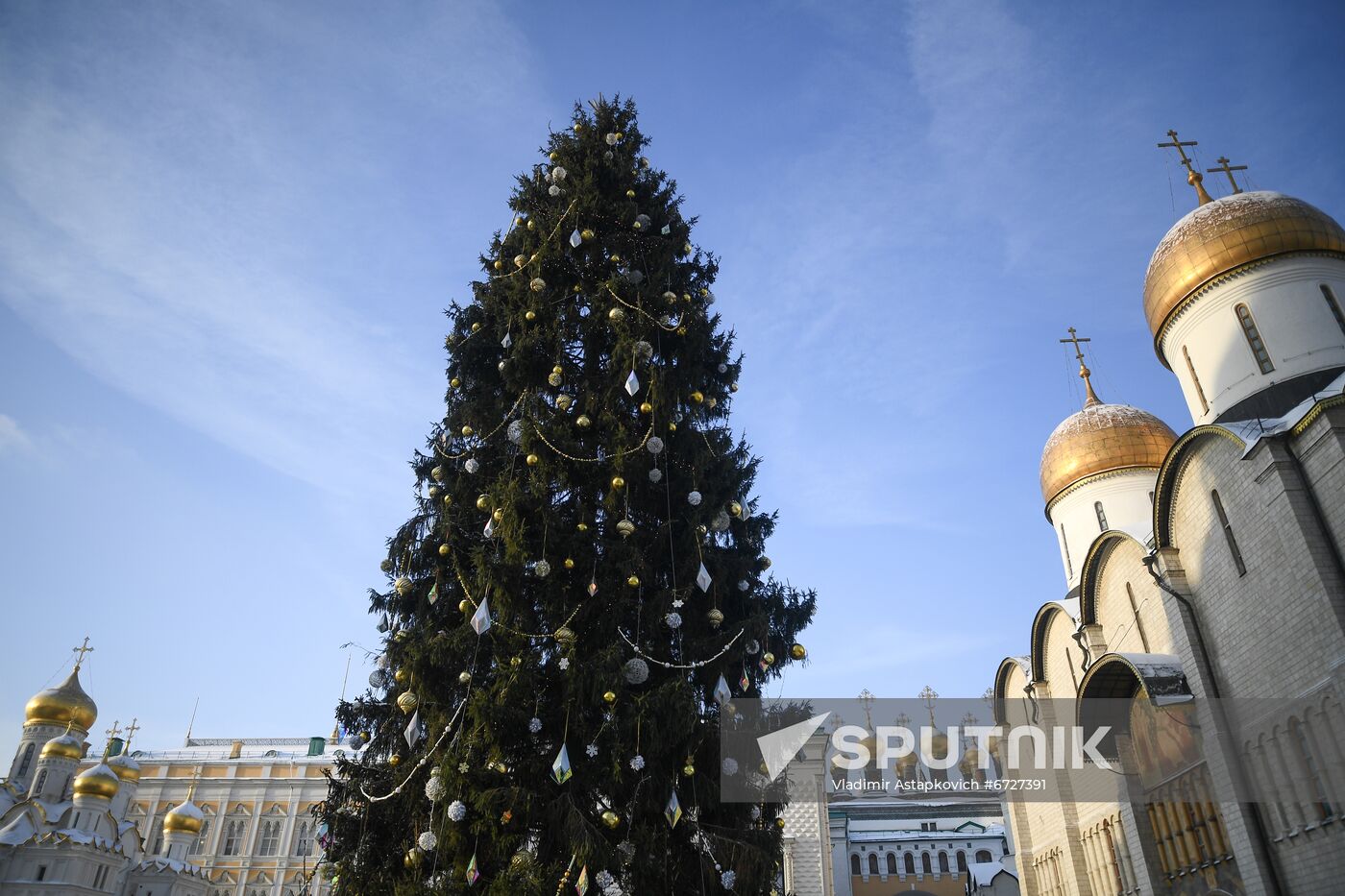 Russia New Year Festive Season Preparations